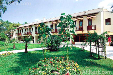 Champion Holiday Village 1